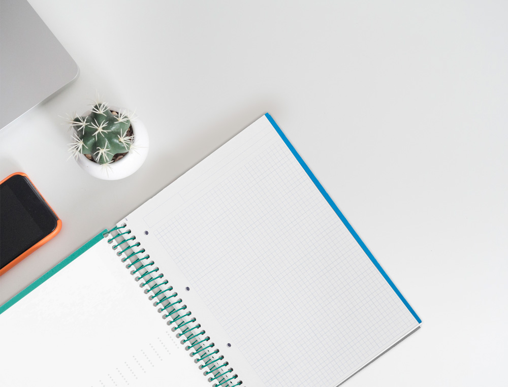 CADERNO ESPIRAL LIDERPAPEL CRAFTY MICRO DIN A4 CAPA FORRADA 120 F 90 GR QUADRICULA 5MM 5 BANDAS DE CORES 4 FUROS COR TUR