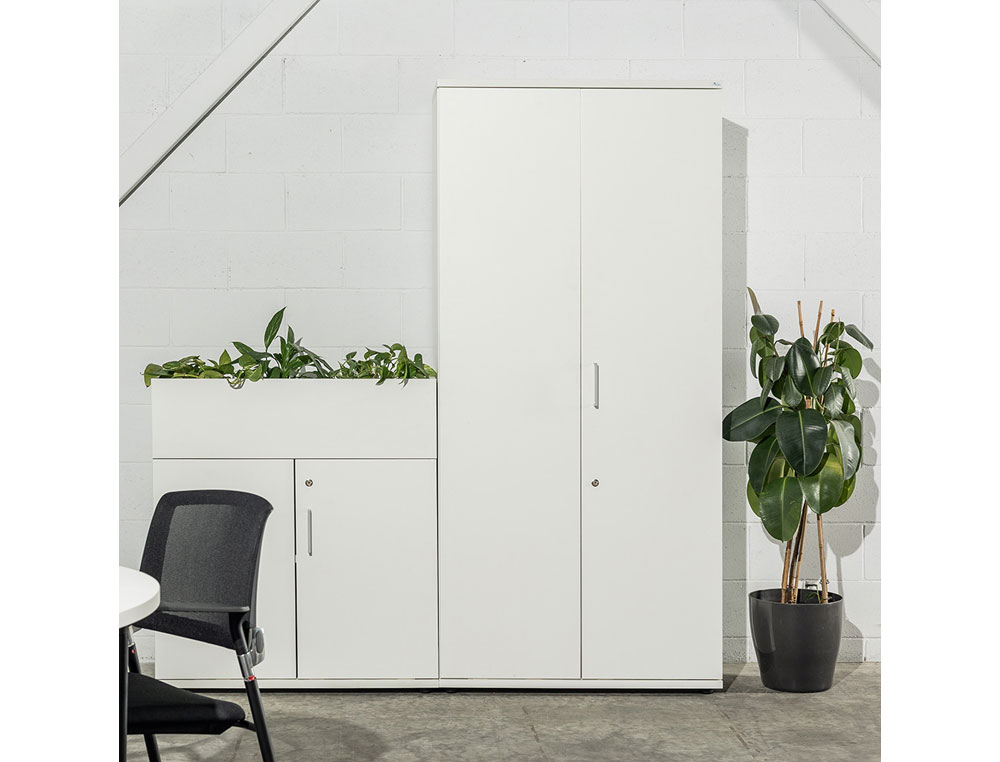 ARMARIO ROCADA COM TRES ESTANTES E DOIS PORTAS INFERIORES SERIE STORE 195X90X45 CM ACABAMENTO AW04 BRANCO/BRANCO