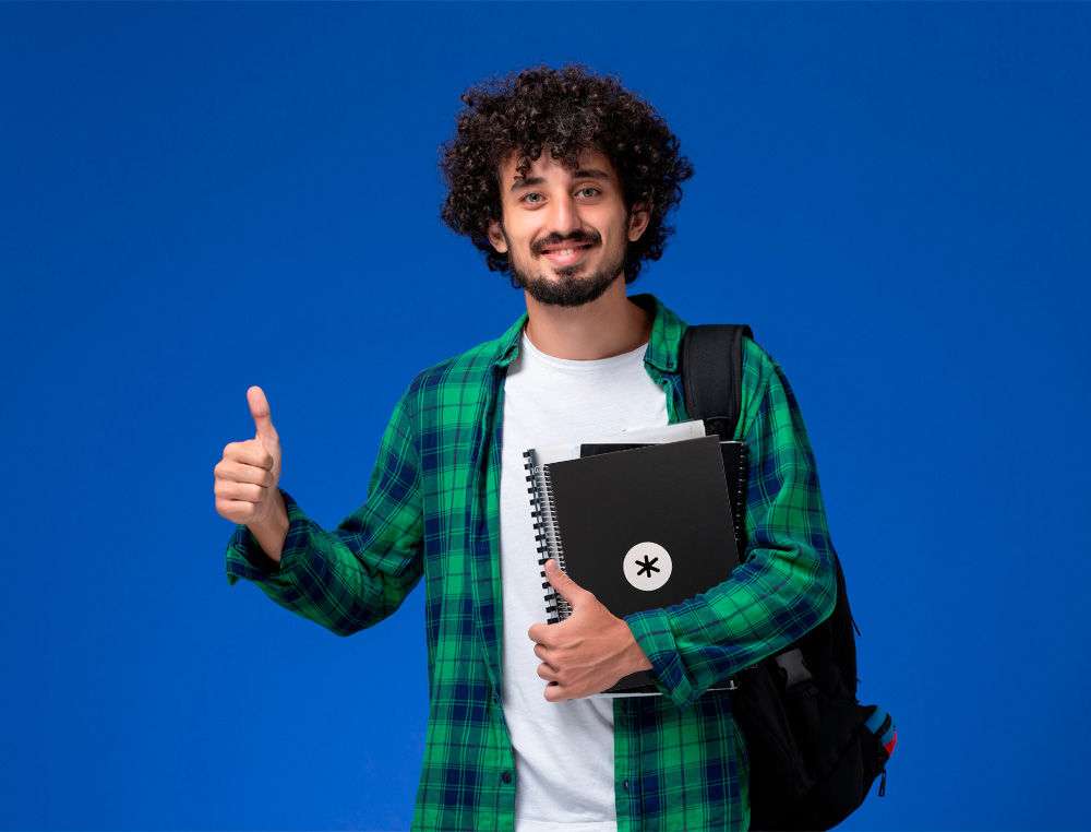 CADERNO ESPIRAL A4 MICRO ANTARTIK CAPA FORRADA 80F 90 GR QUADRICULA 5MM 1 BANDA 4 FUROS COR PRETO