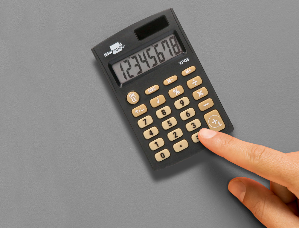 CALCULADORA LIDERPAPEL DE BOLSO XF05 8 DIGITOS SOLAR E PILHAS COR PRETO 98X62X8 MM