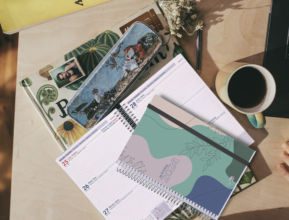 AGENDA ESPIRAL LIDERPAPEL TINOS A5 2024 SEMANA VISTA CAPA POLIPROPILENO PERSONALIZAVEL PAPEL 70 GR