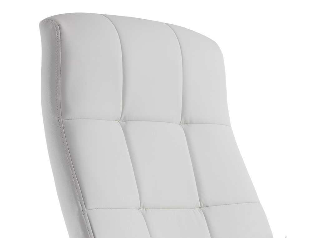 CADEIRA DE DIRECAO Q-CONNECT PIAVE IMIT DE PELE BASE METAL ALT MAX 1250 MM LARG 610 MM PROF 700 MM RODAS PREMIUM COR BRA