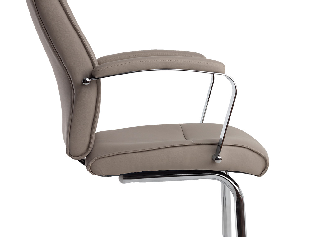 CADEIRA DE ESCRITORIO Q-CONNECT MODENA IMIT DE PELE BASE METAL ALT MAX 1050 MM LARG 630 MM PROF 650 COR CINZA