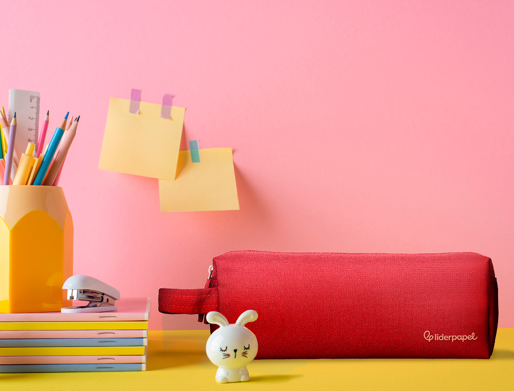 ESTOJO ESCOLAR LIDERPAPEL RETANGULAR COM ASA 2 FECHOS 210X80 MM VERMELHO