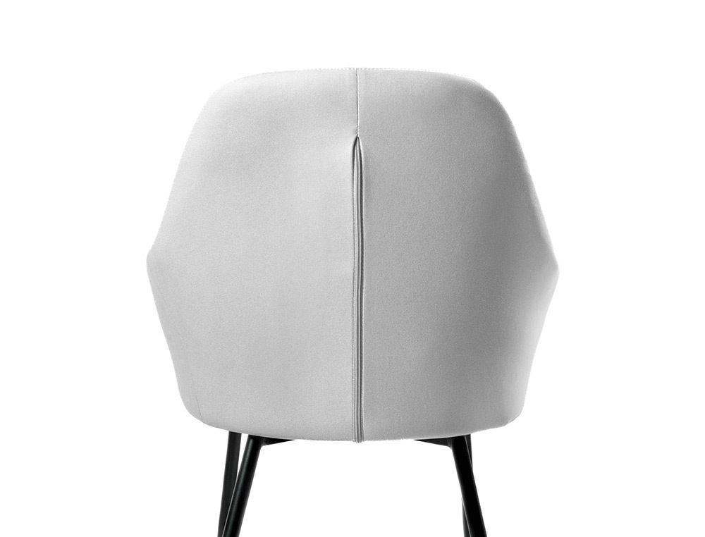 CADEIRA CONFIDENTE Q-CONNECT SIEMIONE BASE METALICA ALT MAX 820 LARG 570 PROF 580 CINZA CLARO