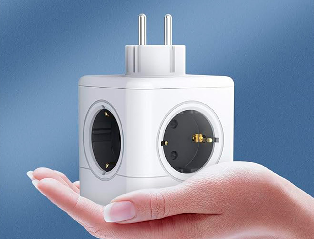 EXTENSAO Q-CONNECT EM CUBO MULTIPLA 5 EM 1 DIRETO PAREDE 5 TOMADAS DE CORRENTE 75X75X112MM
