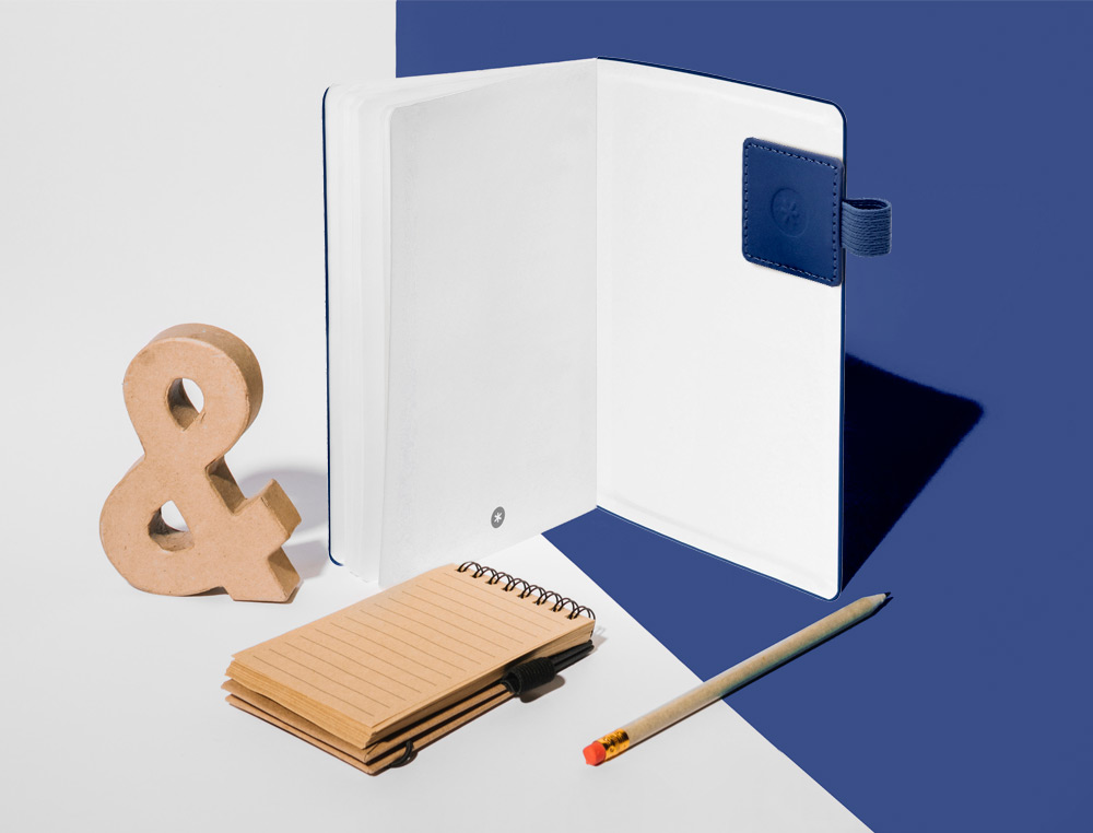 PORTABOLIGRAFO AUTOADHESIVO ANTARTIK PARA CUADERNO NOTE CON ELASTICO HASTA 15 MM GROSOR 80 MM AZUL MARINO