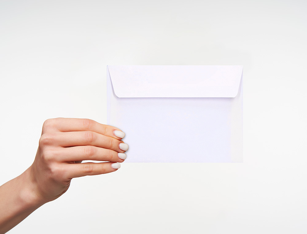 ENVELOPE LIDERPAPEL N.19 MÍNIMO NORMALIZADO BRANCO 114X162MM TIRA DE SILICONE PACK DE 500 UNIDADES